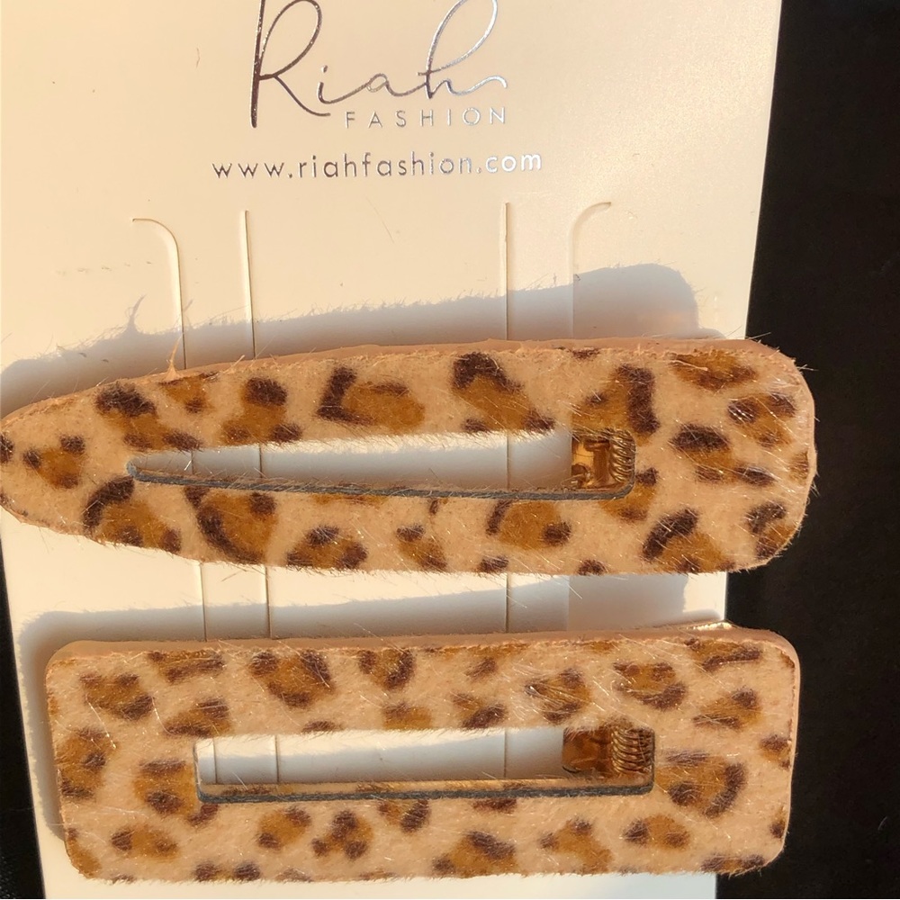 Riah Fashion Hair Clips - animal print - Picture 3 of 7